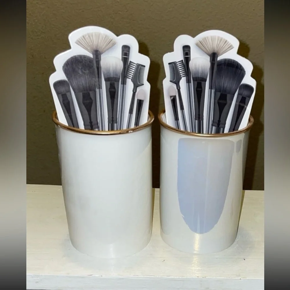 Makeup Brush Holder Set with Fun Quotes